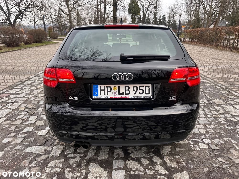 Audi A3 Sportback 2.0 TDI DPF quattro Ambiente - 34