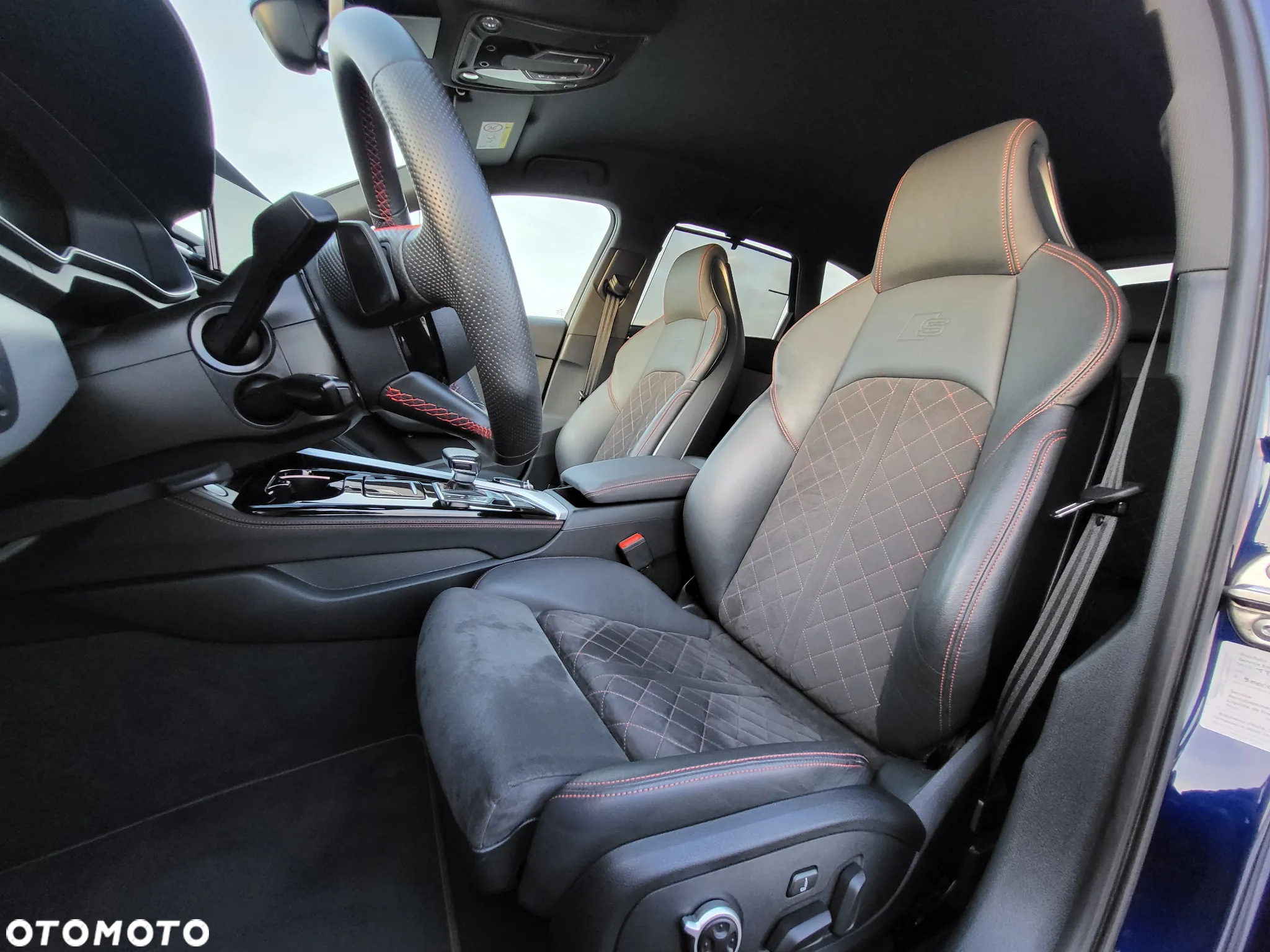 Audi A4 Avant 40 TDI quattro S tronic S line - 17