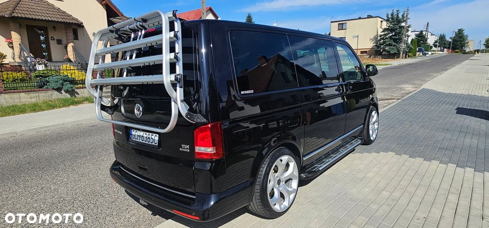 Volkswagen Multivan - 14
