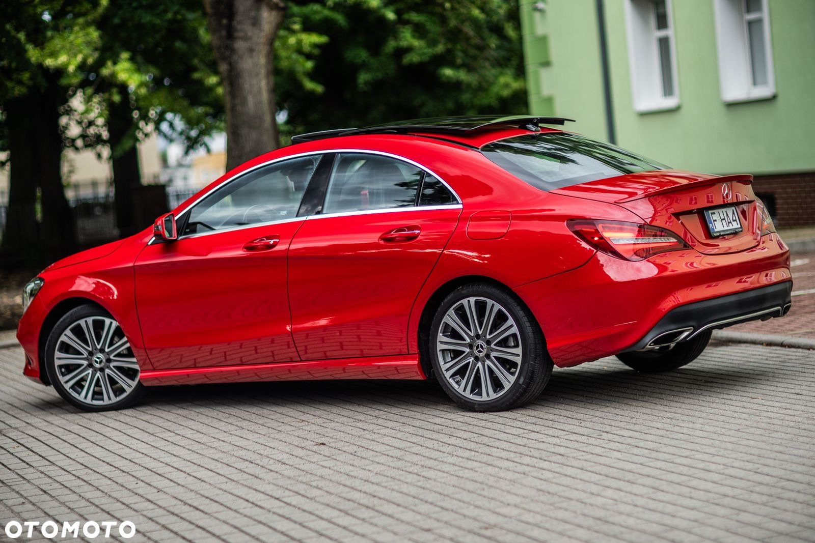 Mercedes-Benz CLA 250 4Matic 7G-DCT - 24