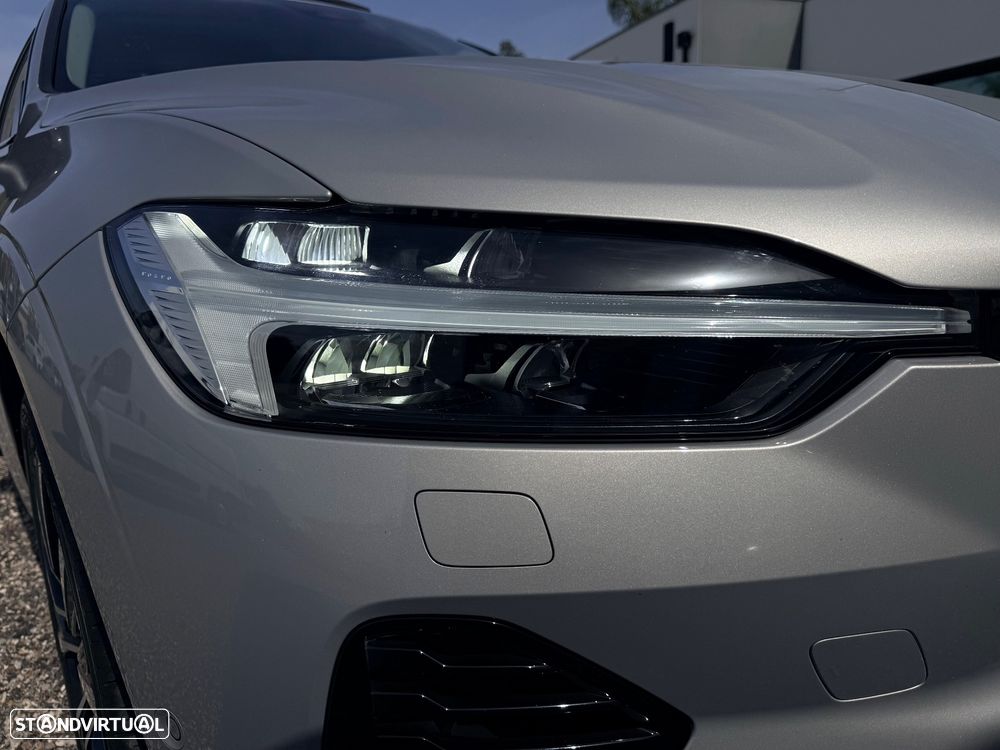 Volvo XC 60 2.0 T6 PHEV R-Design Expression AWD - 20