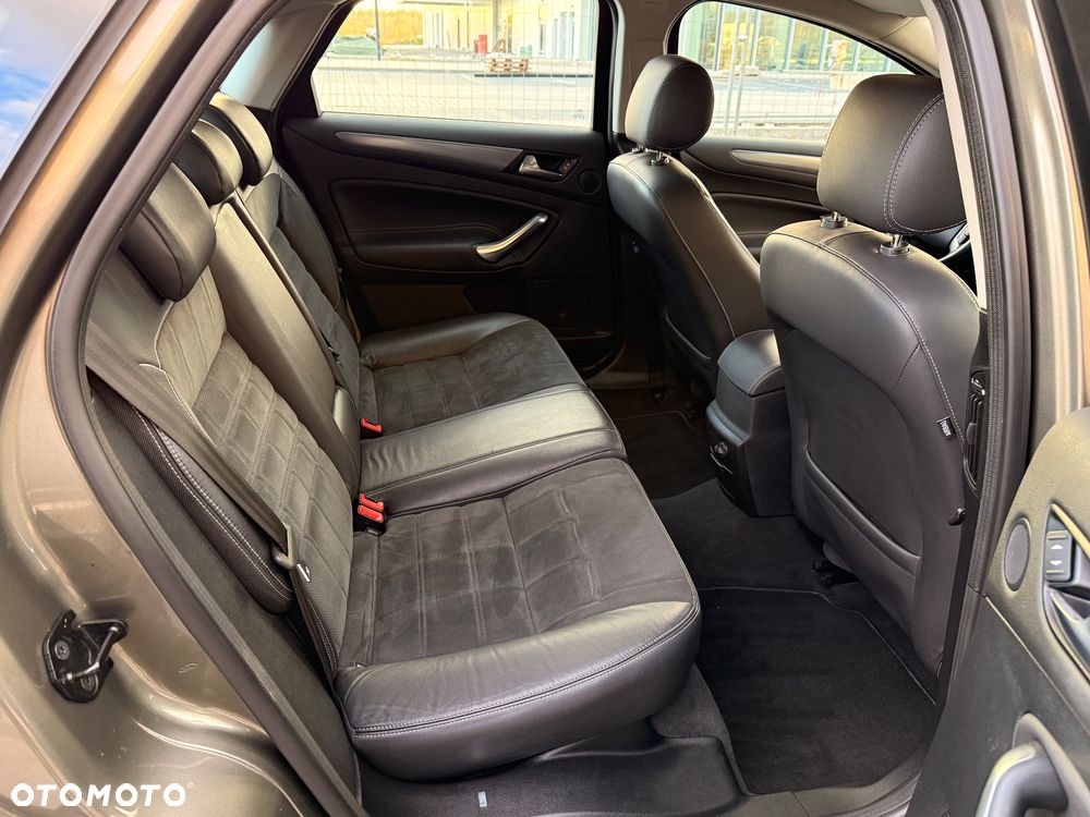 Ford Mondeo 1.6 T Titanium - 25