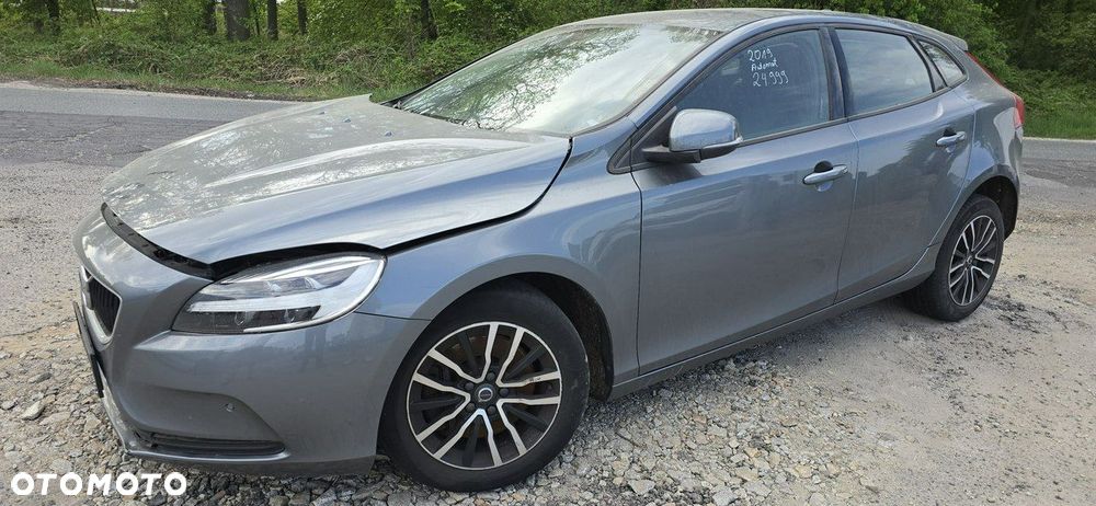 Volvo V40 - 1