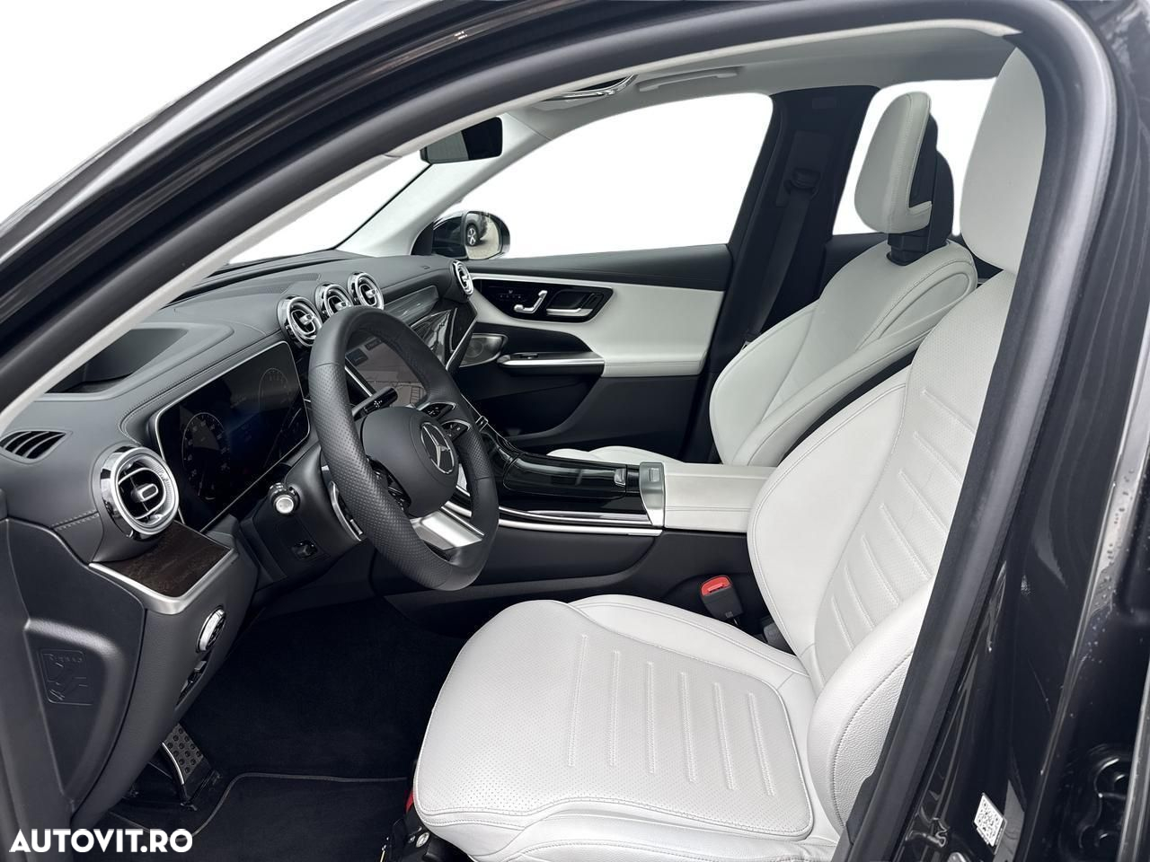 Mercedes-Benz GLC 300 e 4MATIC - 12