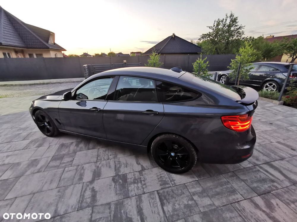 BMW Seria 3 - 22