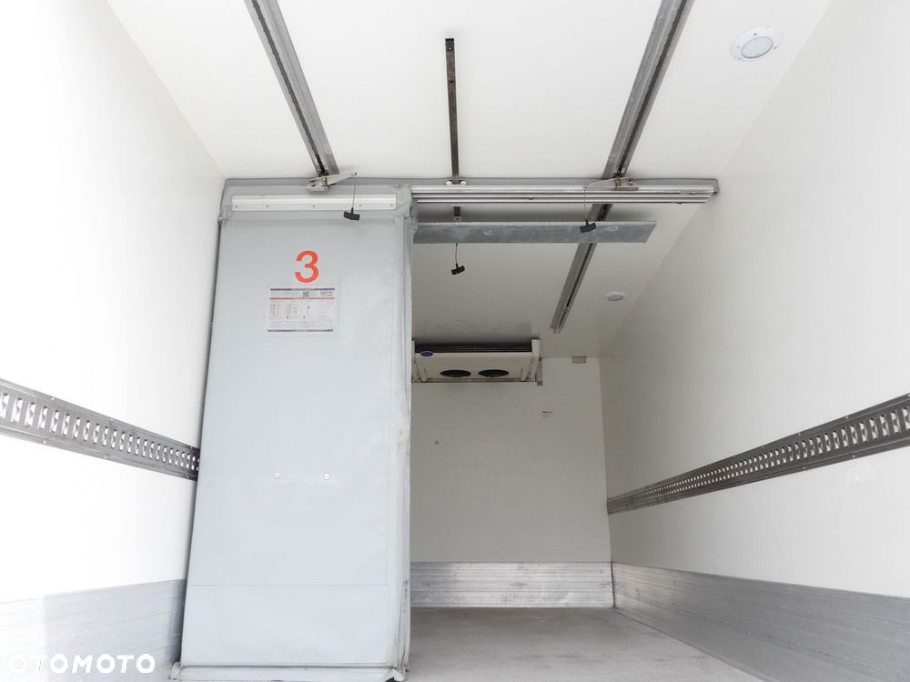 Iveco DAILY 70C17 CHŁODNIA 1*C WINDA 10 PALET ZASILANIE 230V TEMPOMAT KLIMATYZACJA PNEUMATYKA AUTOMAT HI-MATIC BLIŹNIACZE KOŁA  170KM - 21