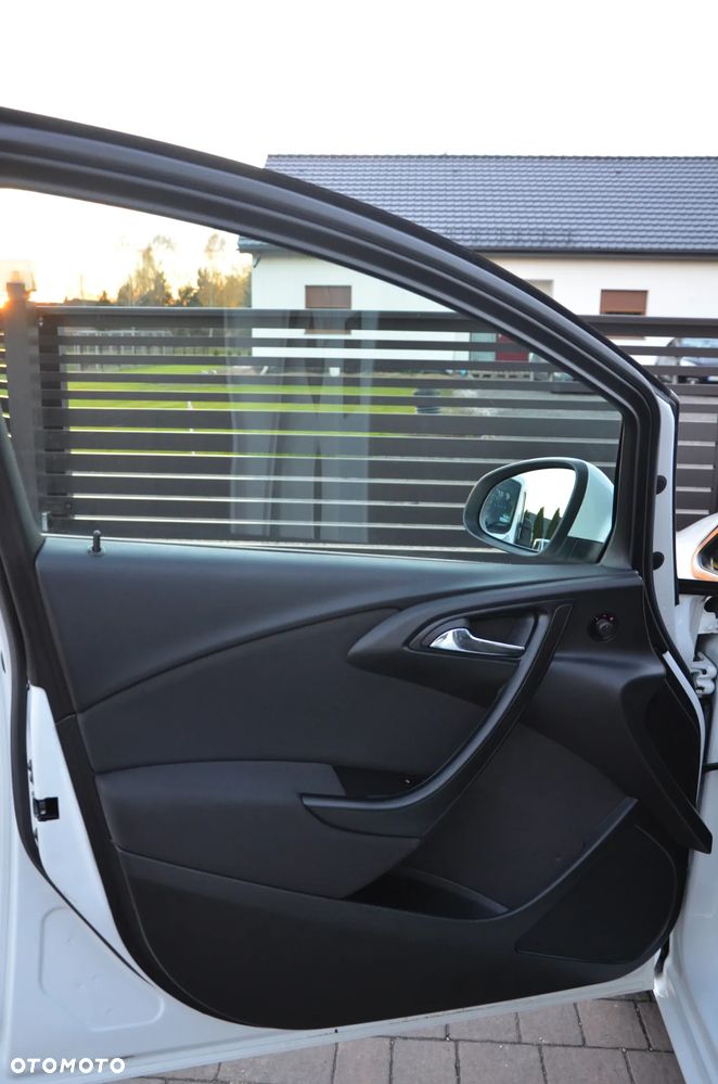 Opel Astra 2.0 CDTI Automatik ENERGY - 9