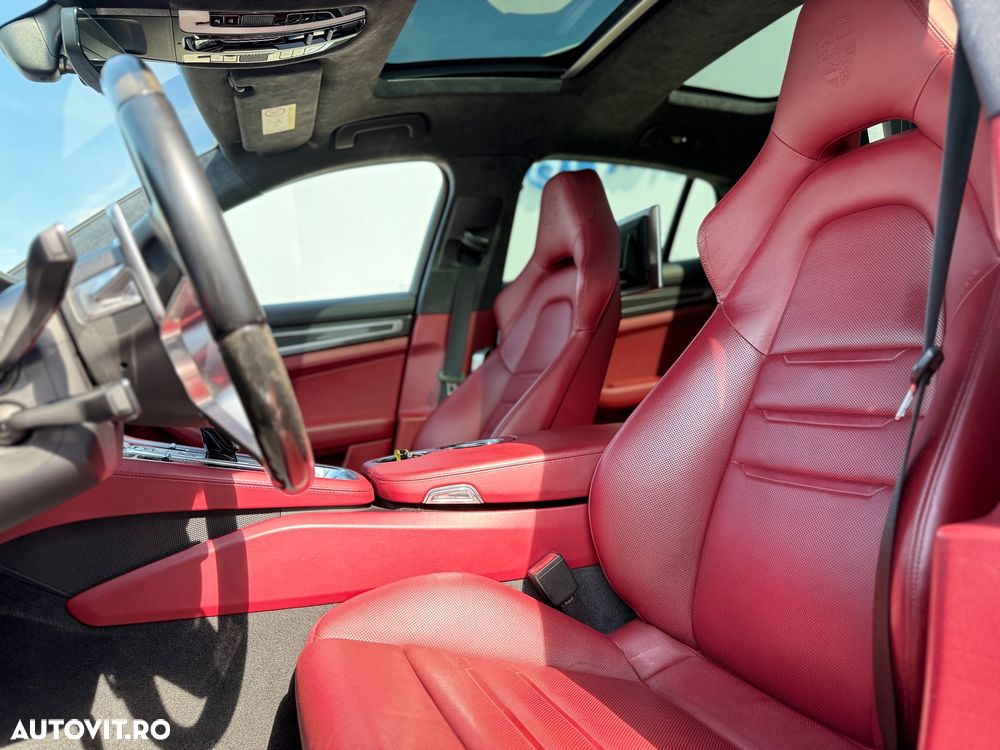 Porsche Panamera - 11
