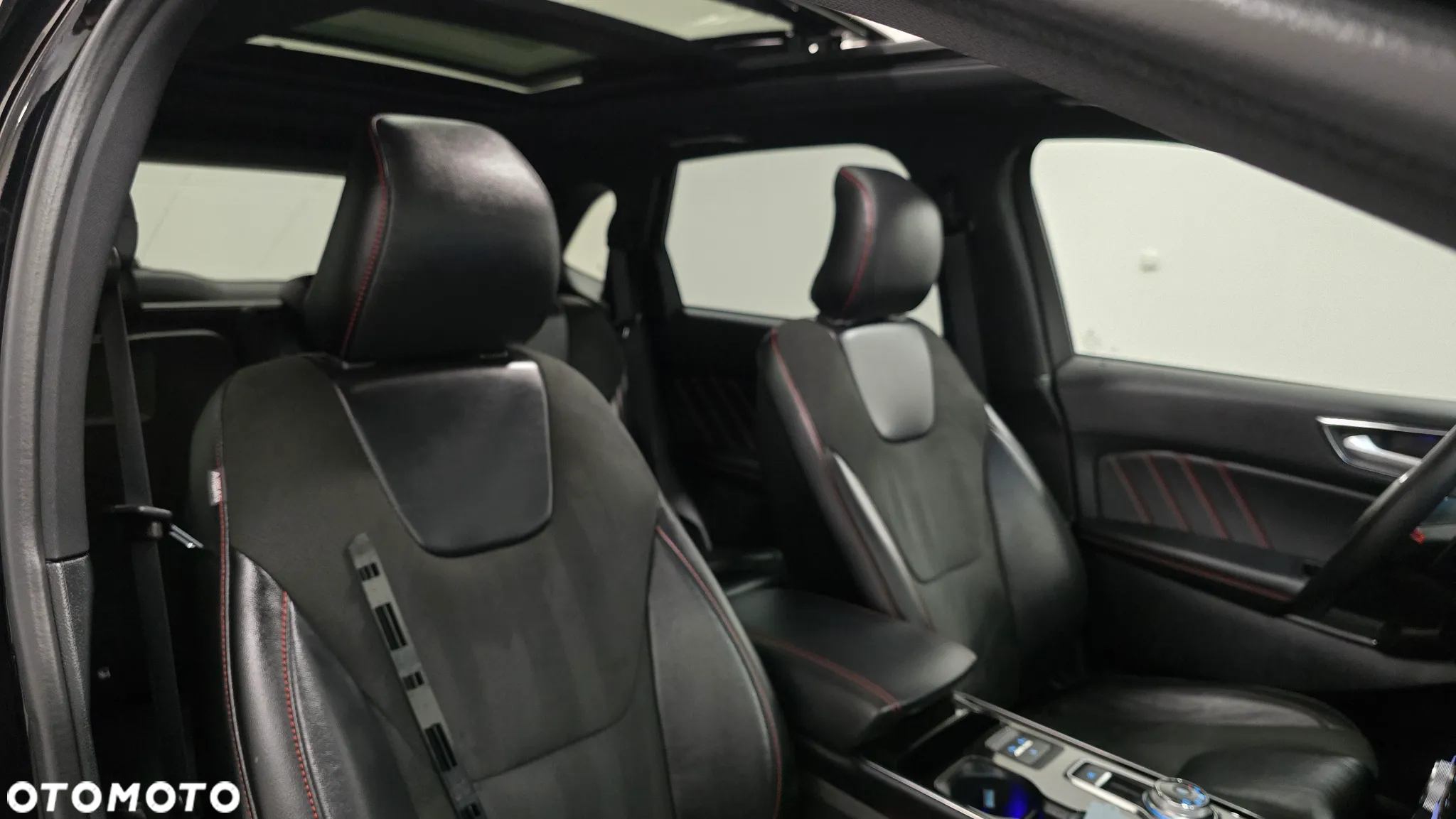 Ford Edge 2.0 EcoBlue Twin-Turbo 4WD ST-Line - 23