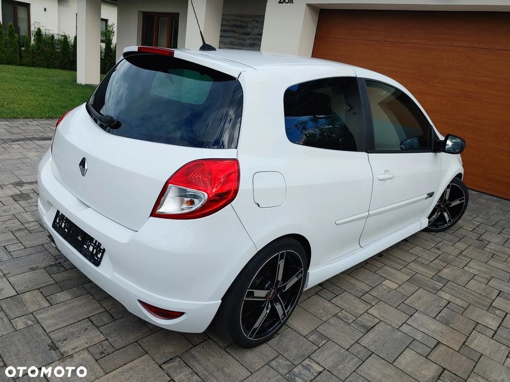 Renault Clio 1.6 16V GT - 14