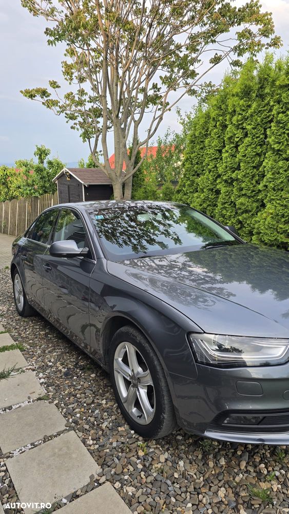Audi A4 - 1