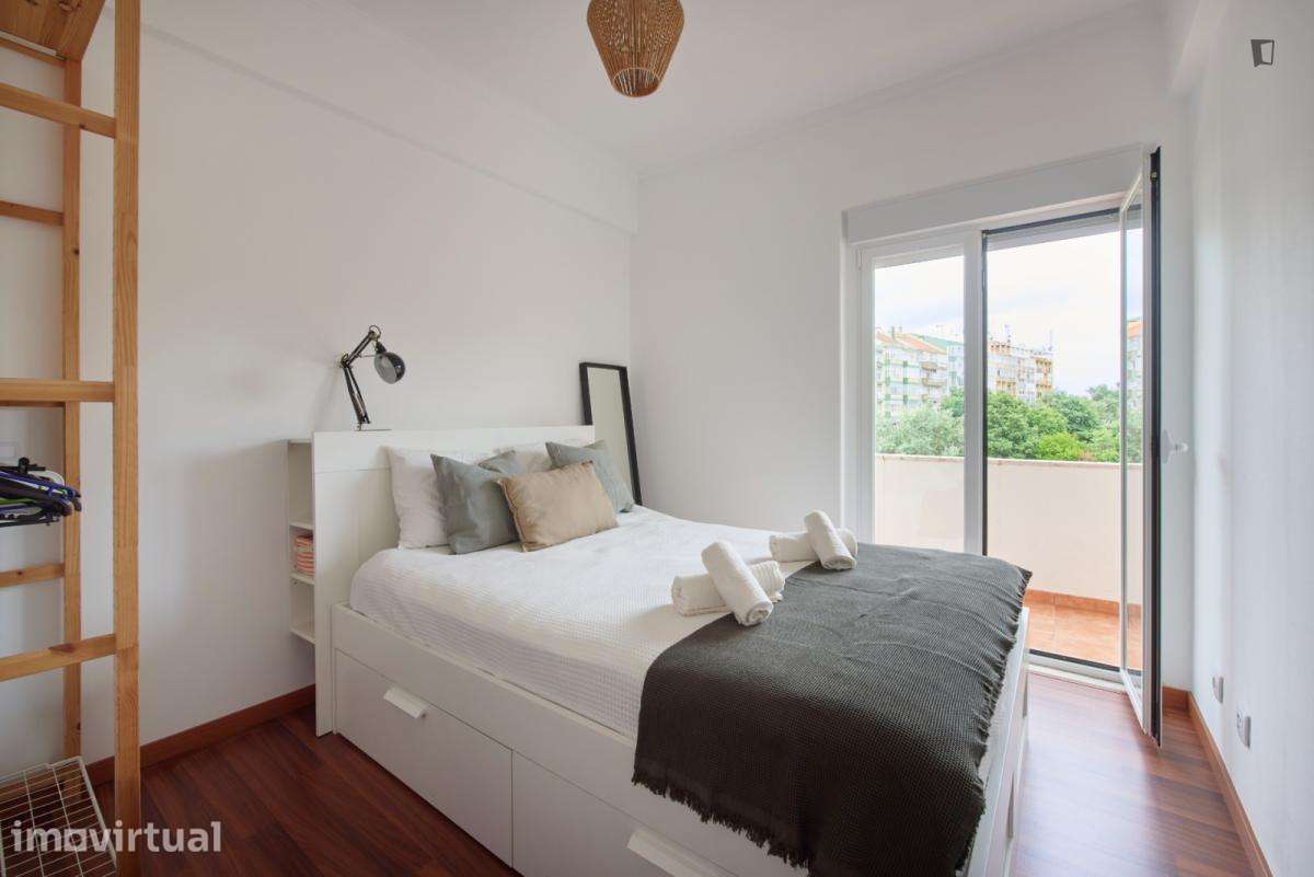 Apartamento com 2 quartos - localizado em Ajuda Lisbon - Grande imagem: 3/58