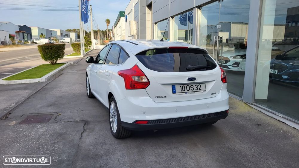Ford Focus 1.0 EcoBoost S&S TITANIUM - 5