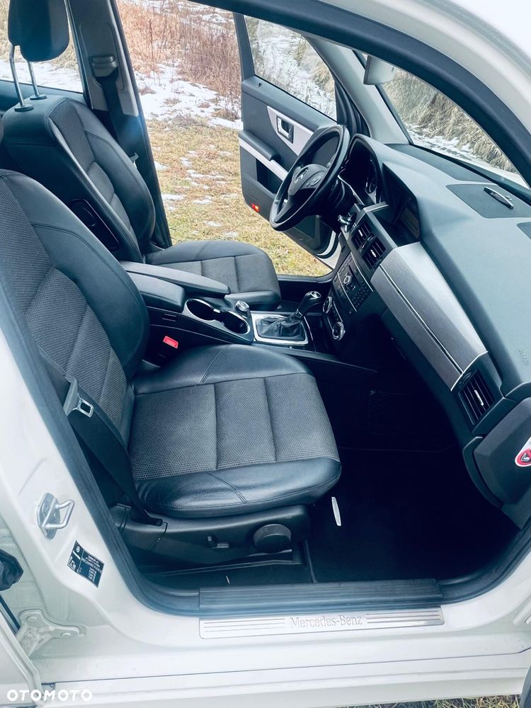 Mercedes-Benz GLK 250 CDI DPF 4Matic BlueEFFICIENCY 7G-TRONIC - 31