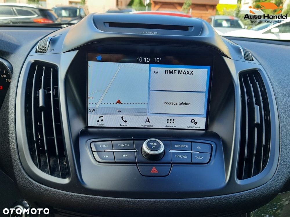 Ford Kuga 1.5 EcoBoost 2x4 Titanium - 24