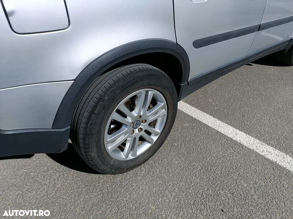 Volvo XC 90 2.4 D Aut. 7 locuri - 10