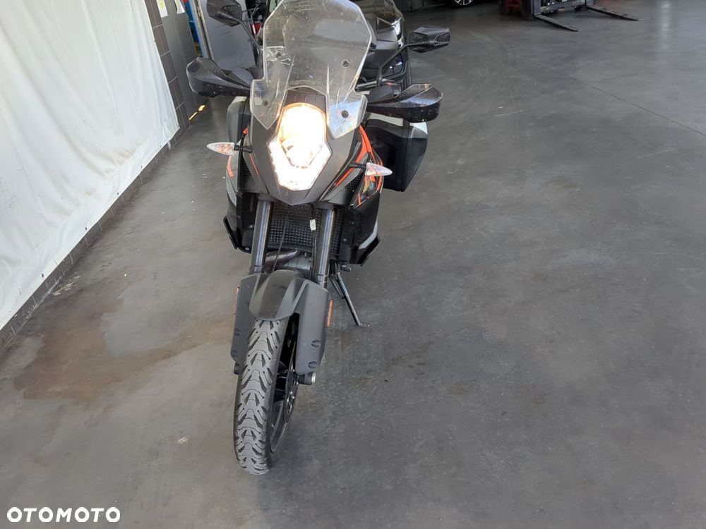 KTM Adventure - 9