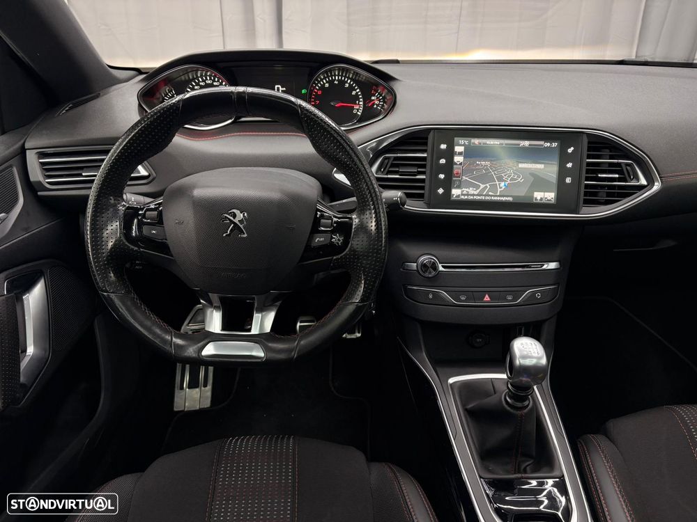 Peugeot 308 1.2 PureTech GT Line - 14