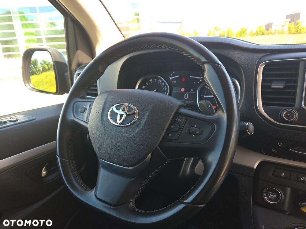Toyota Proace Verso 2.0 D4-D Long VIP - 22