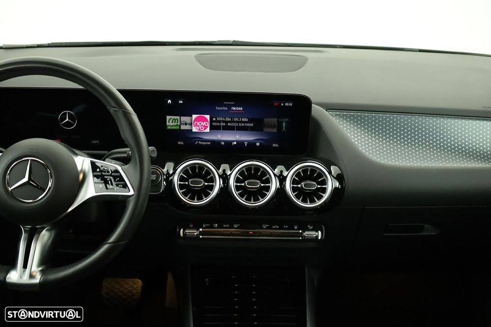 Mercedes-Benz EQA 250+ Progressive - 10