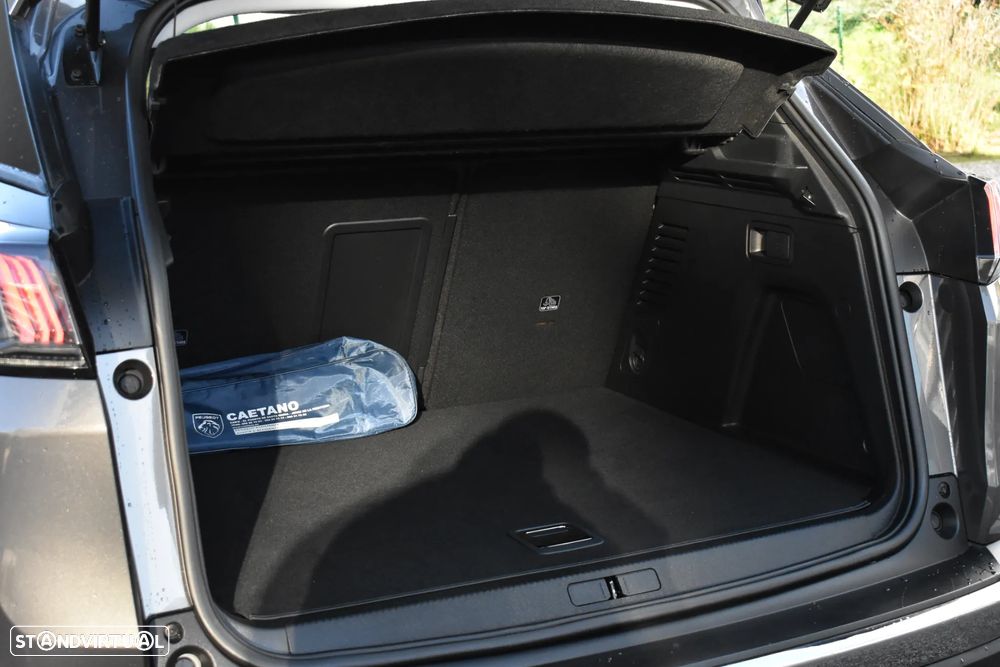 Peugeot 3008 1.6 Hybrid Allure e-EAT8 - 55