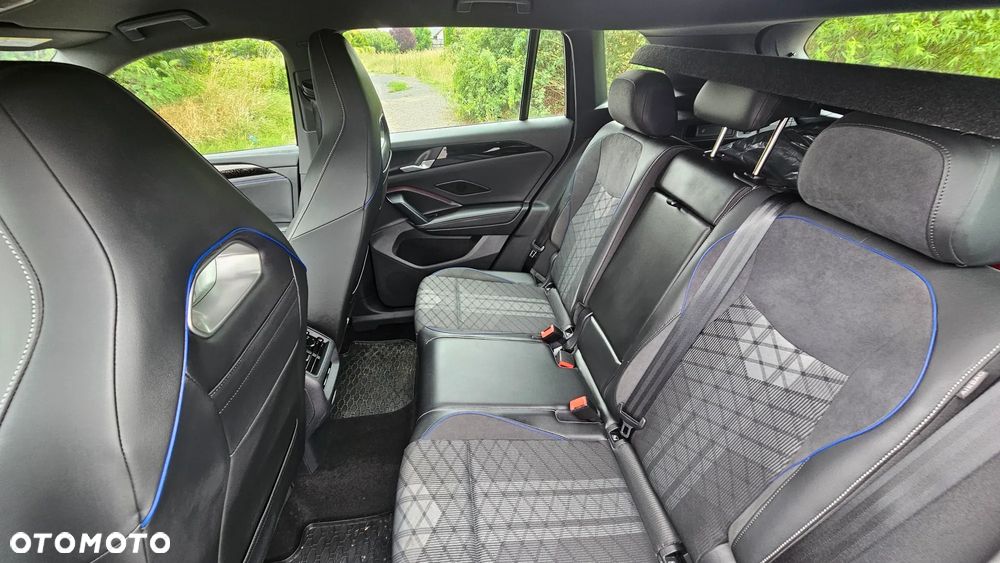 Volkswagen Tiguan - 10