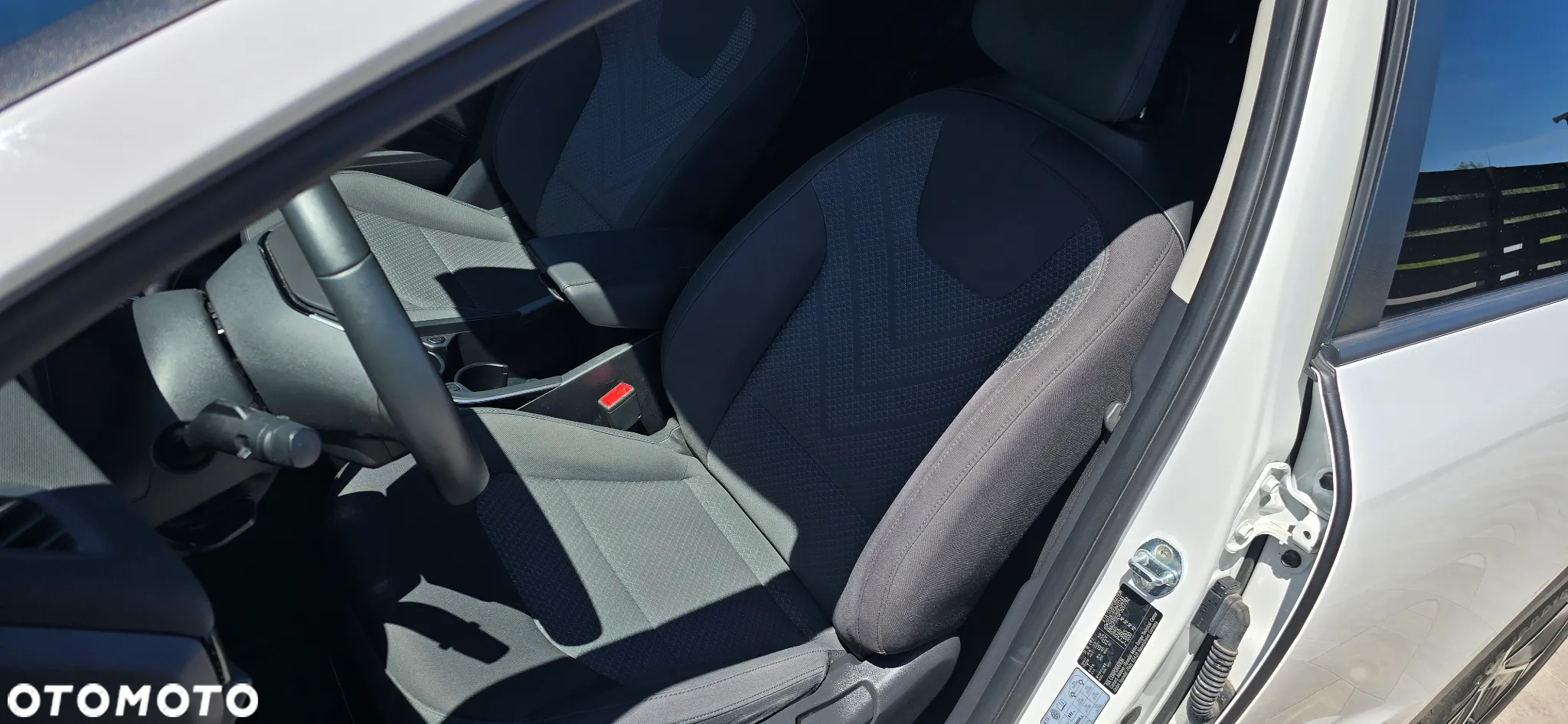Kia Niro 1.6 GDI Hybrid L - 8