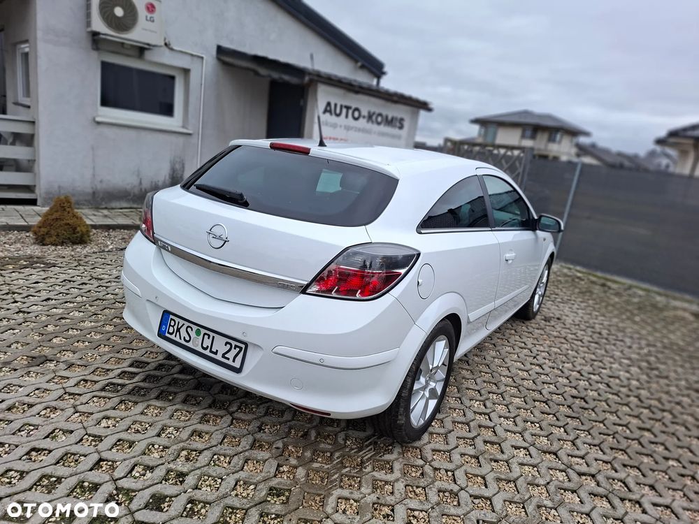 Opel Astra 1.8 Black&White - 4