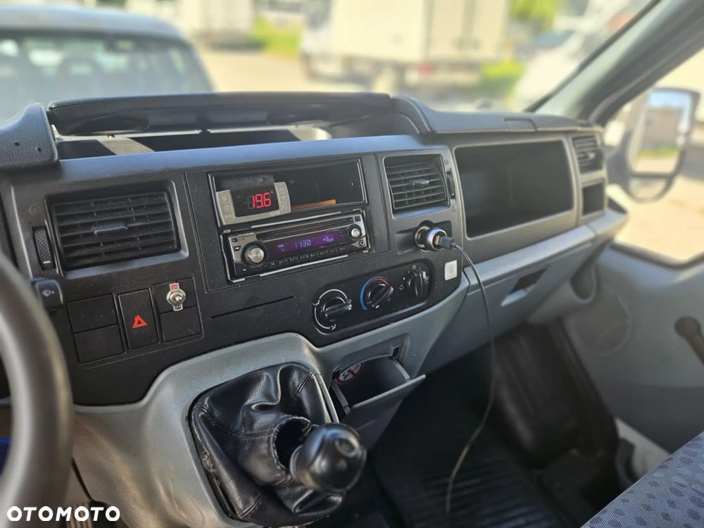 Ford Transit - 7