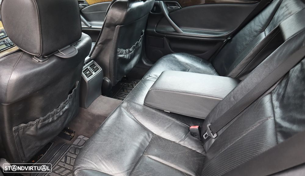 Mercedes-Benz E 220 - 8