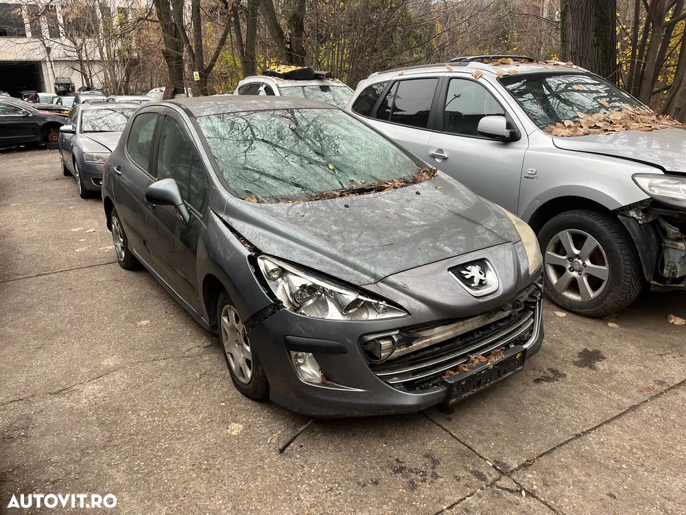 Dezmembrez Peugeot 308 1,6 HDI 2008 gri - 5