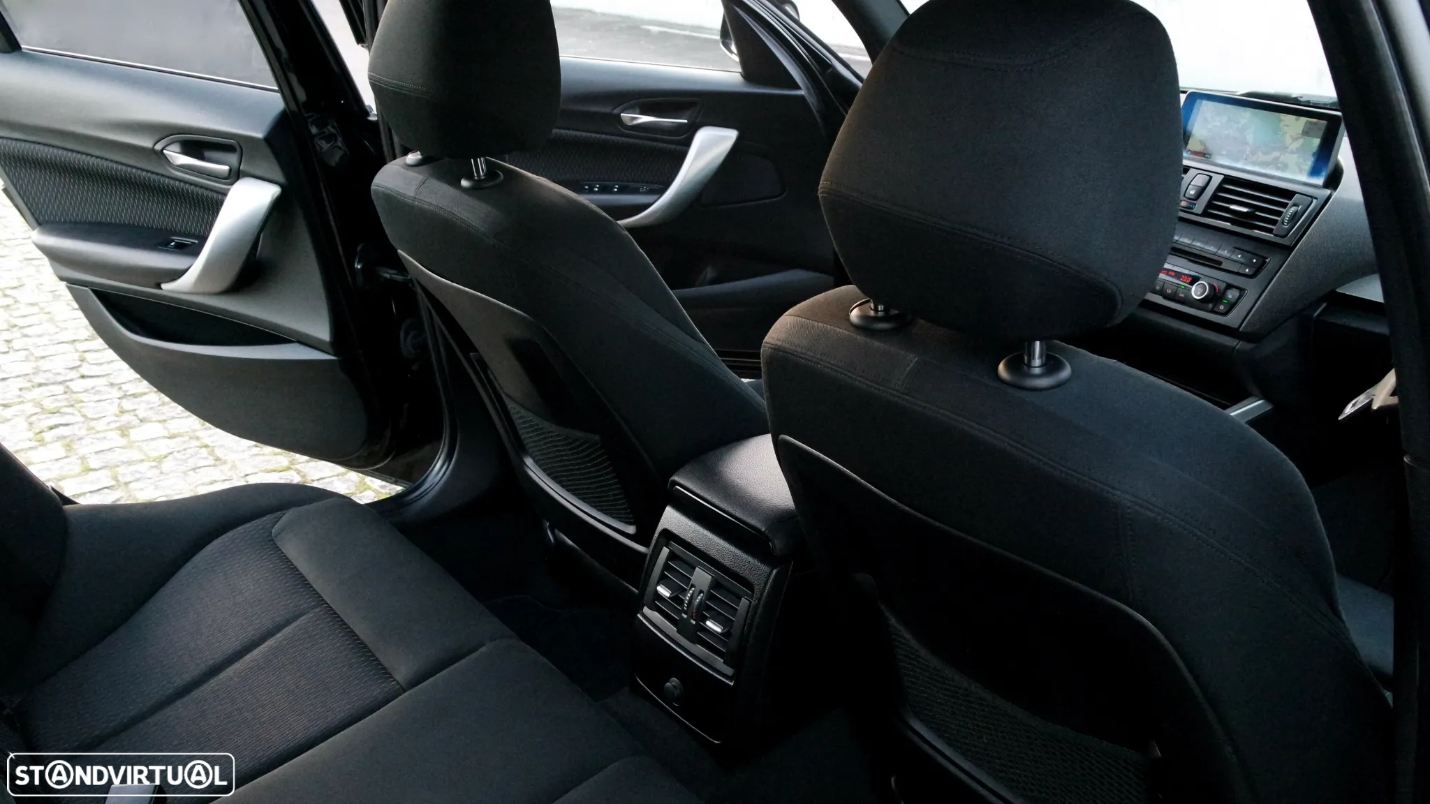 BMW 118 d Pack M - 51