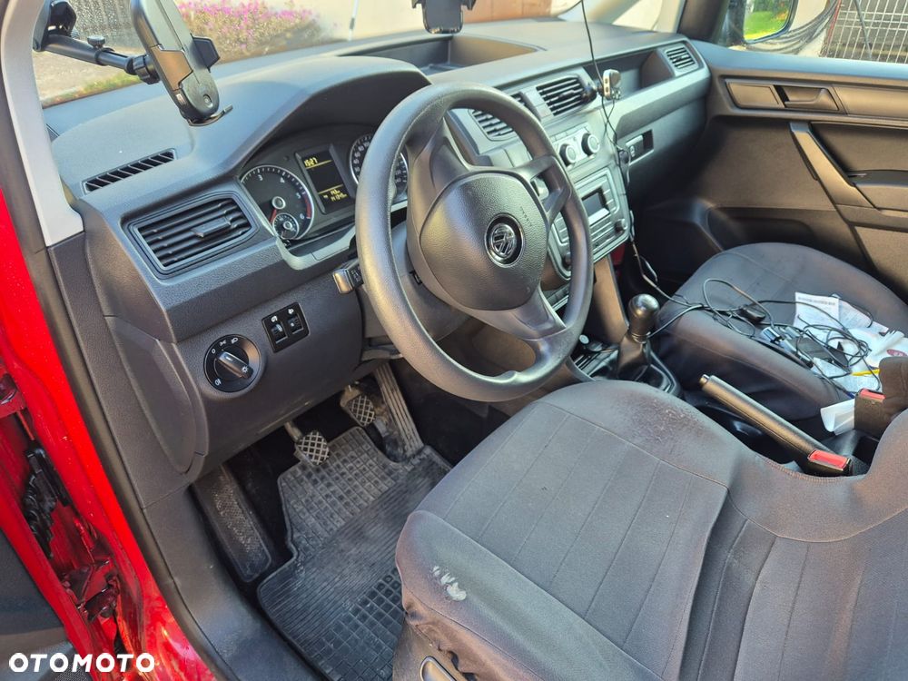 Volkswagen Caddy - 9