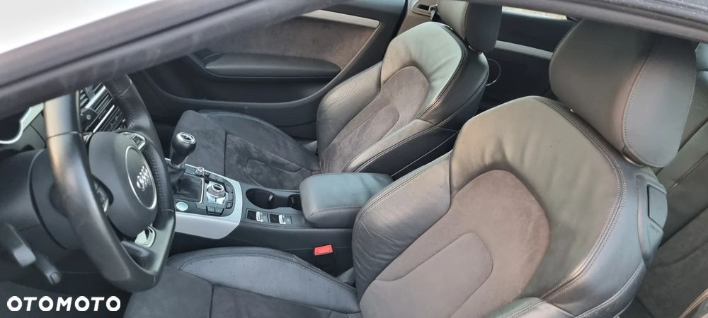 Audi A5 Cabrio - 23