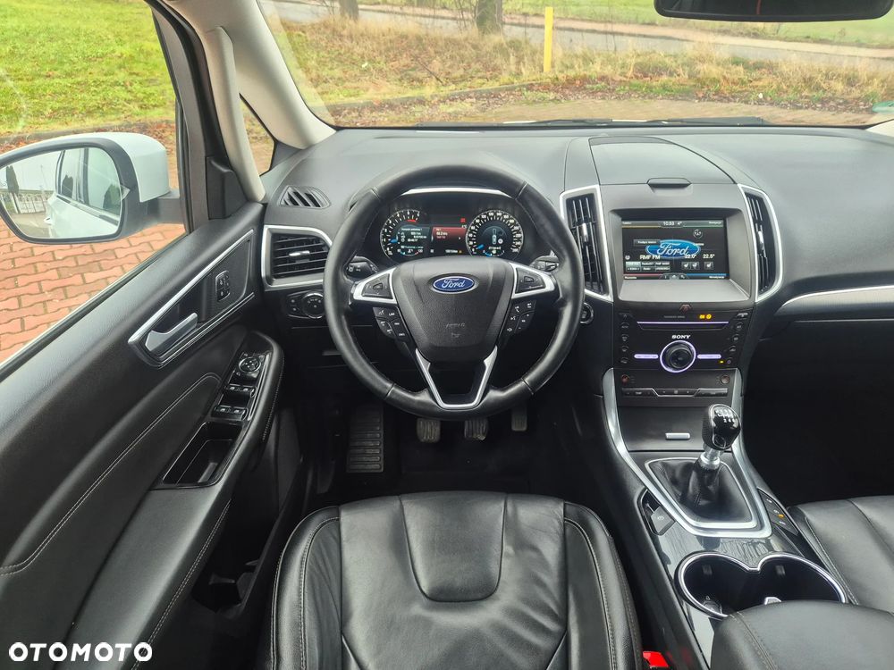 Ford S-Max 2.0 TDCi 4WD Titanium - 18