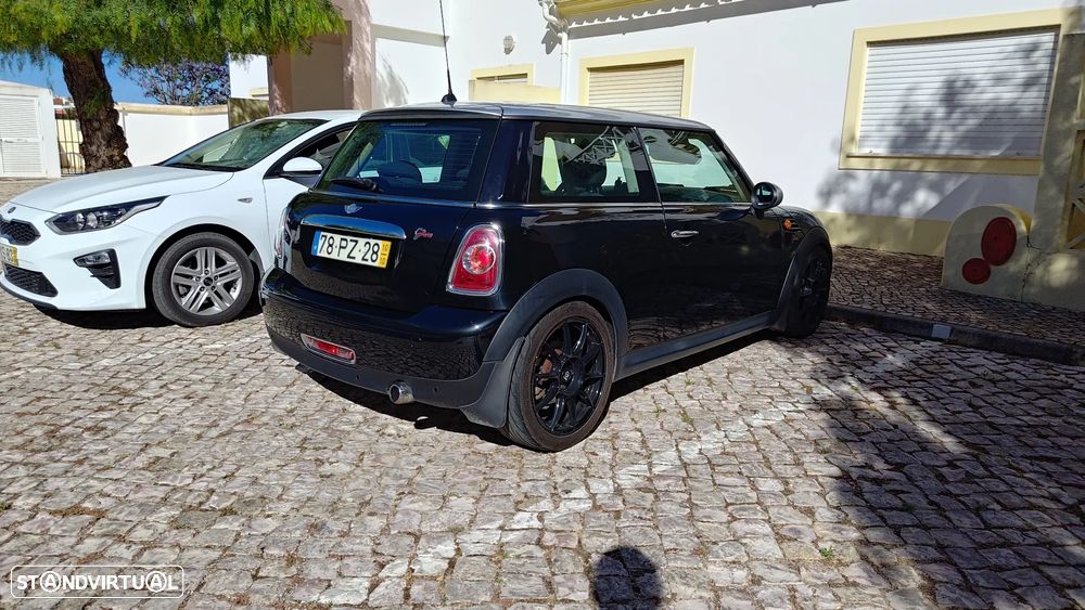 MINI 3 Portas - 4