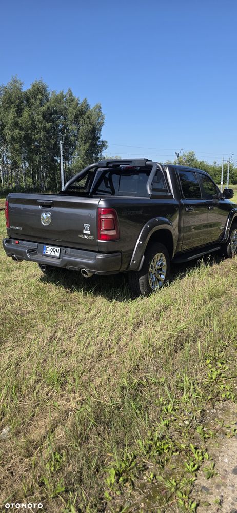 RAM 1500 Crew Cab Shortbed Laramie - 4