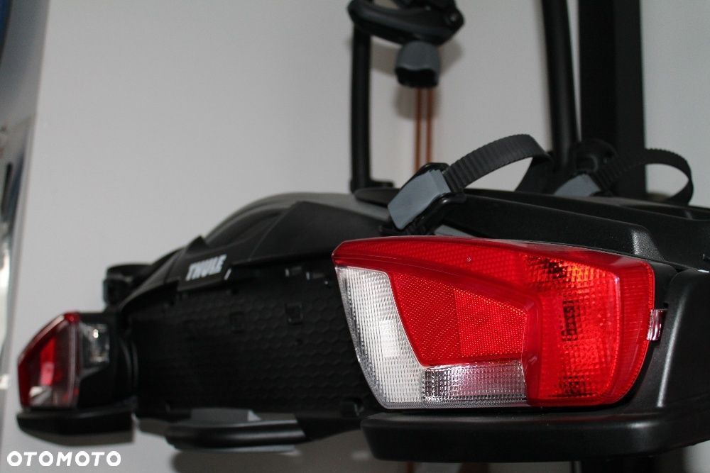 Bagażnik rowerowy na hak Thule VeloCompact 3 - 3