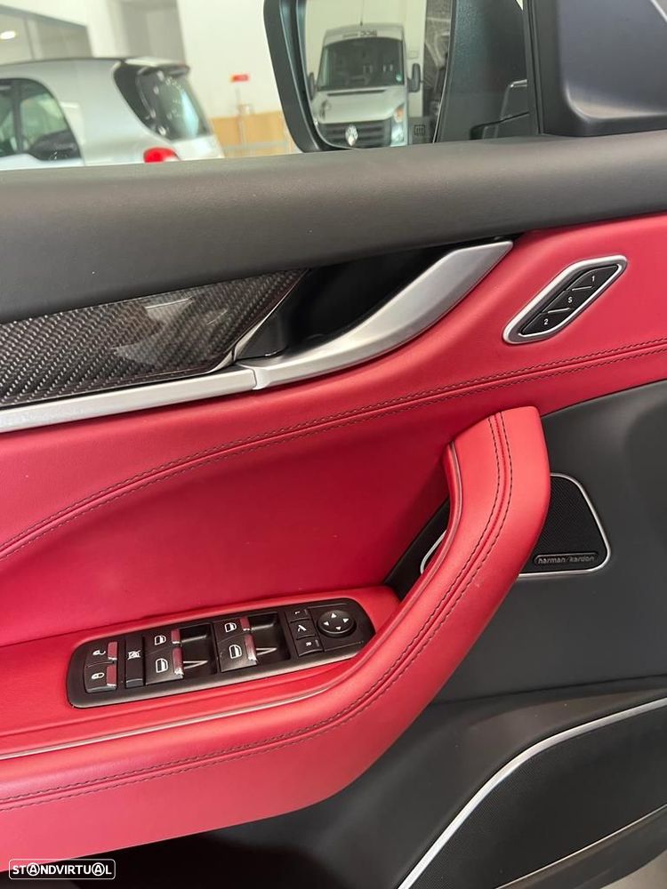 Maserati Levante - 13