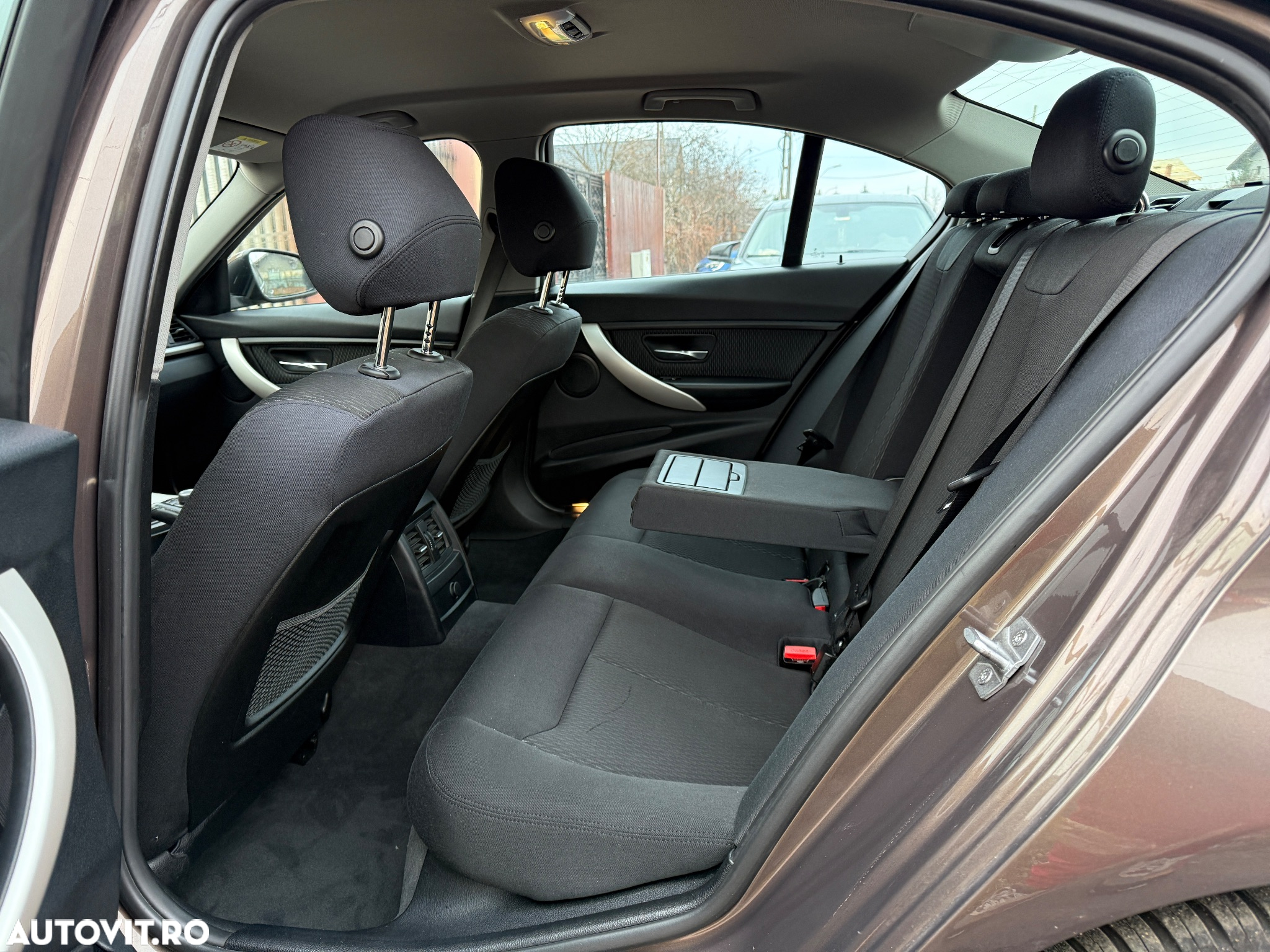 BMW Seria 3 316i - 7
