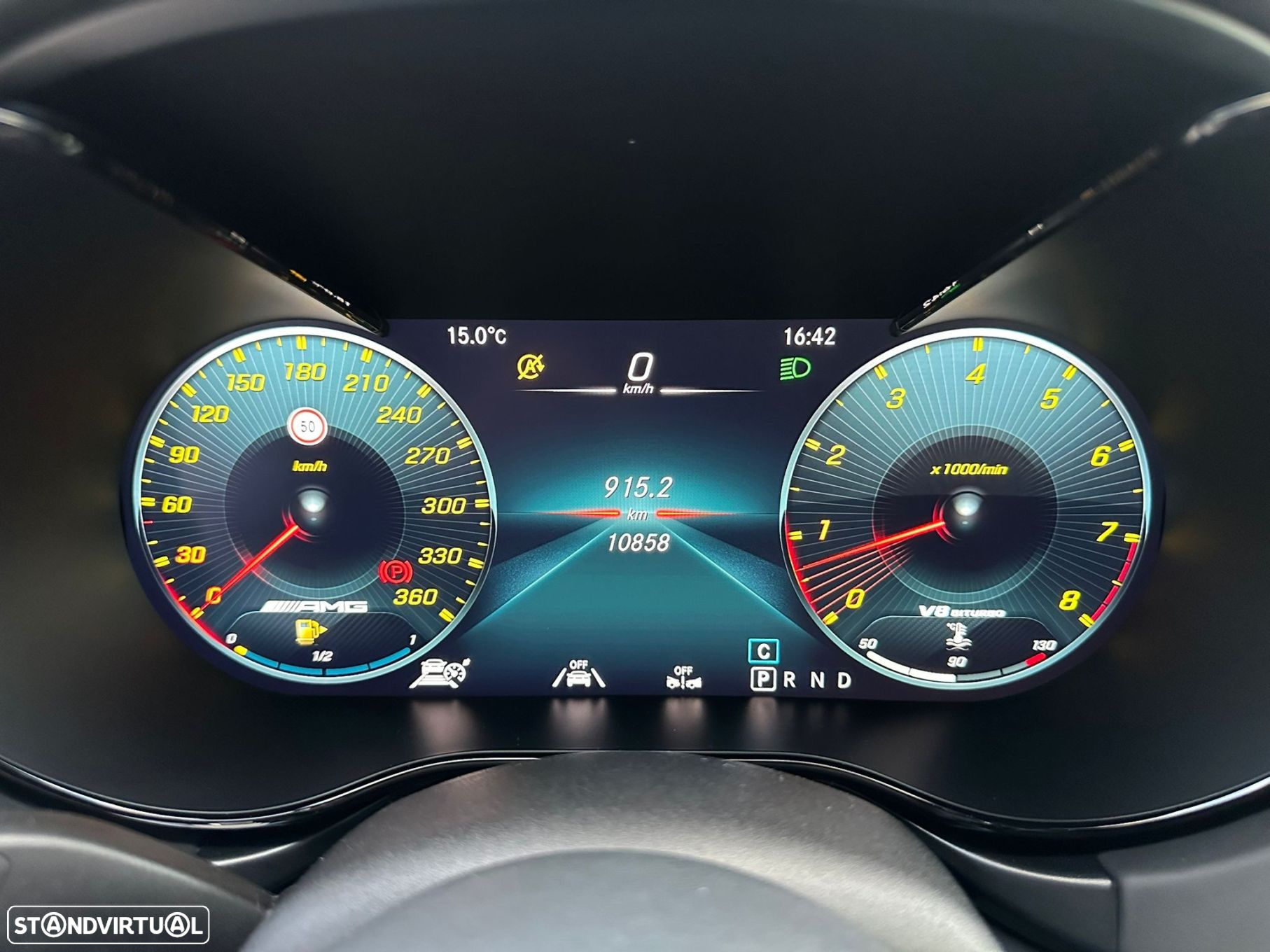 Mercedes-Benz AMG GT R - 41