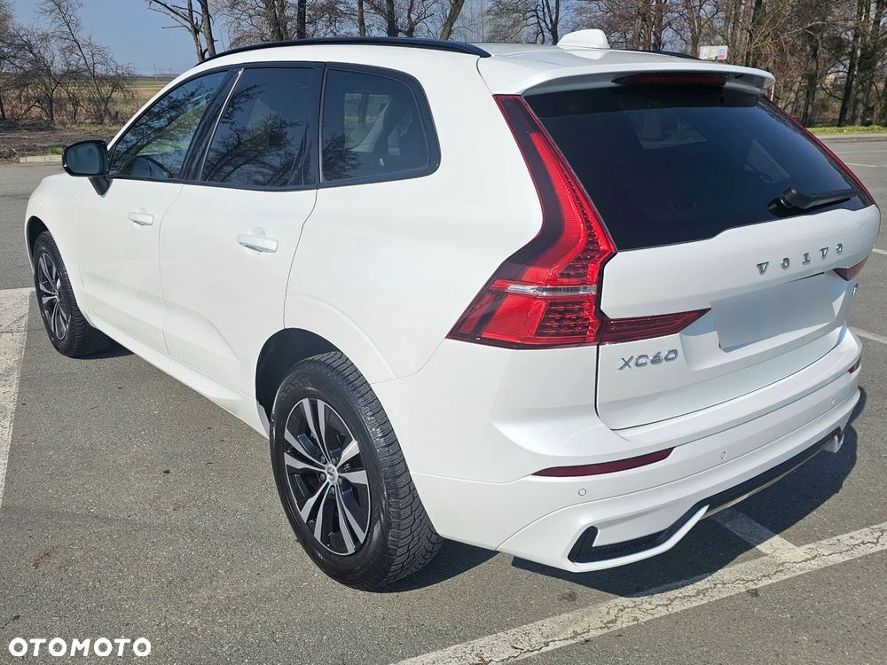 Volvo XC 60 B4 B Plus Dark - 7