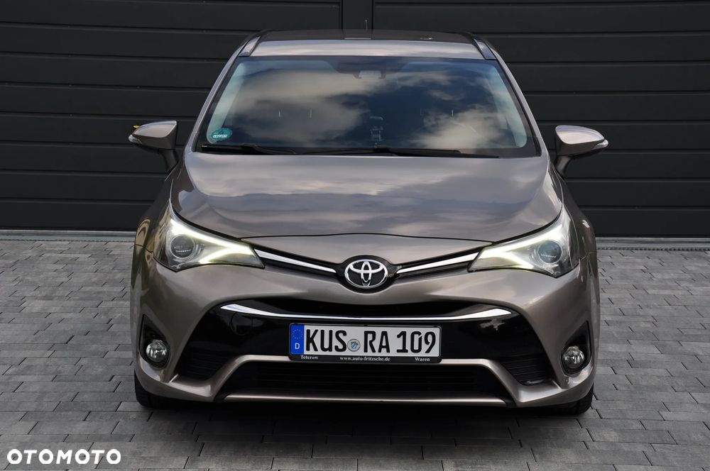 Toyota Avensis Touring Sports 1.8 Edition S+ - 4