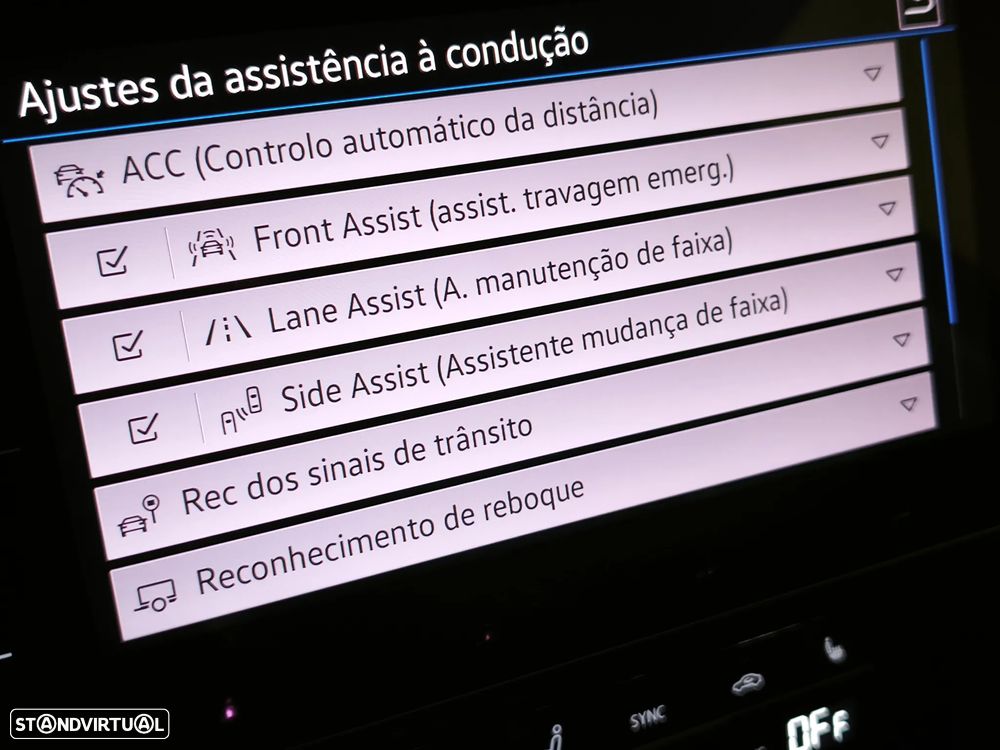 VW Passat Variant - 43