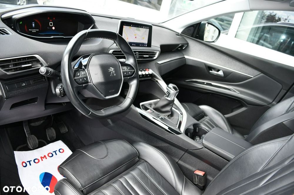 Peugeot 5008 - 19