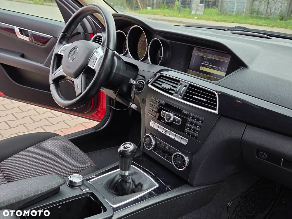Mercedes-Benz Klasa C 250 CDI DPF BlueEFFICIENCY - 18