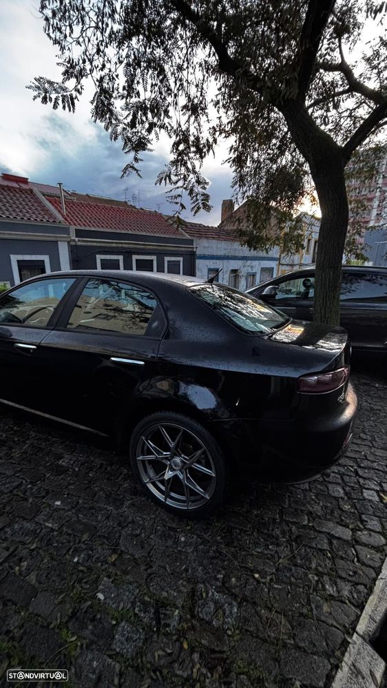 Alfa Romeo 159 1.9 JTDM 16V - 7