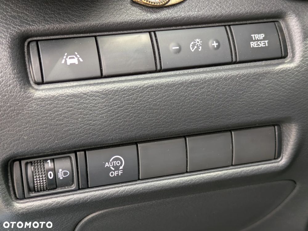 Nissan Juke 1.0 DIG-T N-Connecta DCT - 13