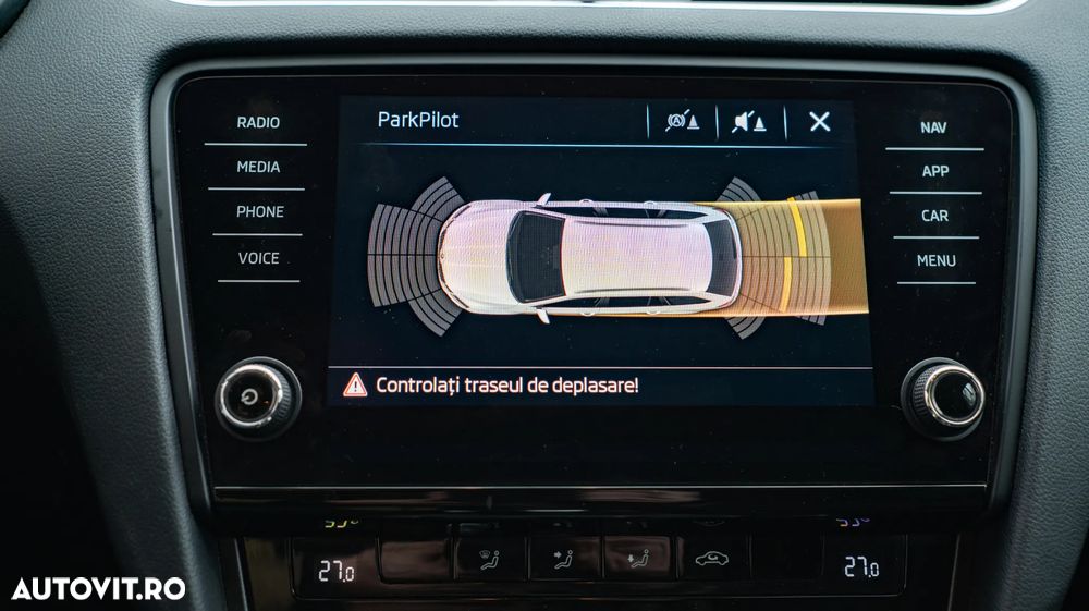 Skoda Octavia Combi Diesel 1.6 TDI DSG Style - 35