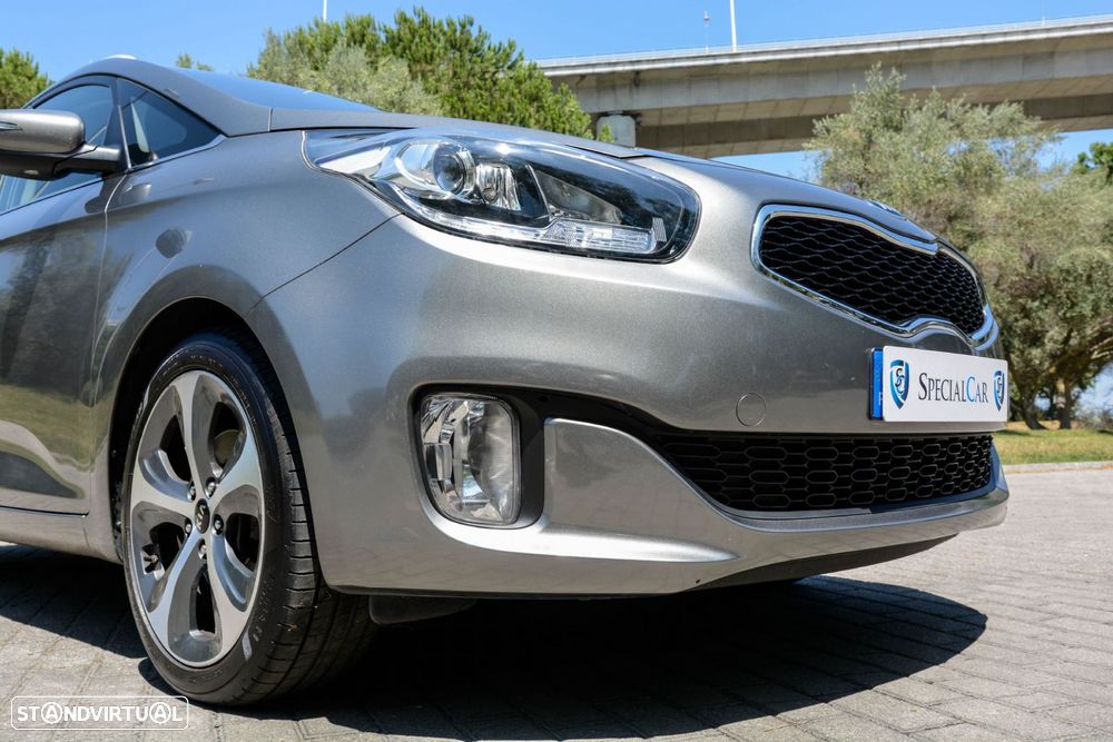 Kia Carens 1.7 CRDi ISG EX - 11